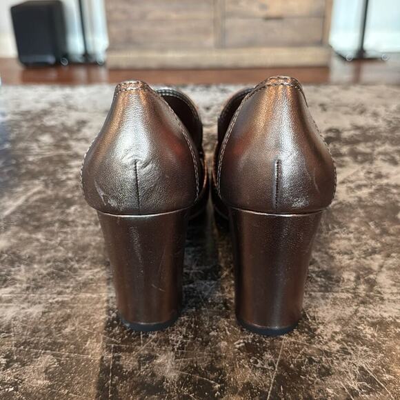 Johnston & Murphy Gold Leather 3" Block Heeled Loafers Size 9 - Picture 3 of 8